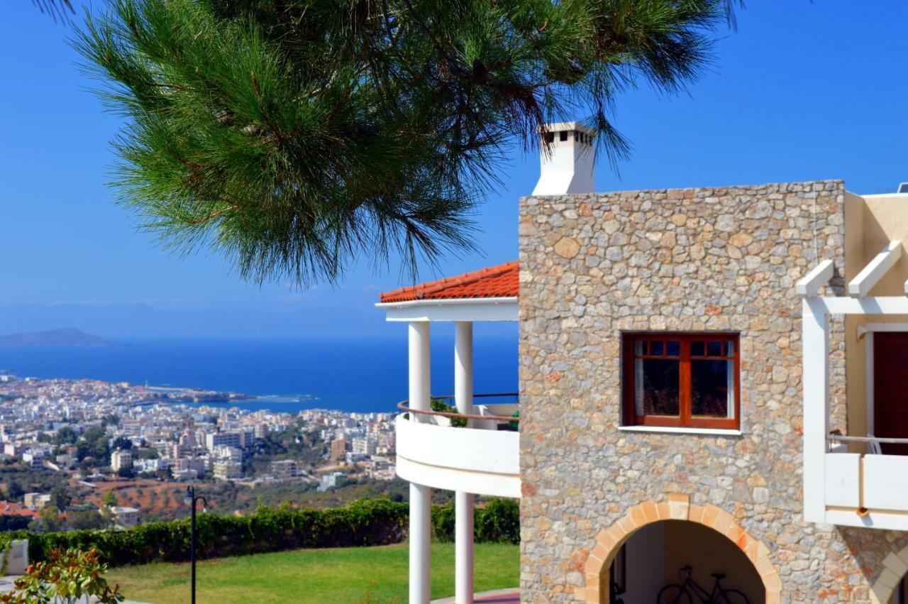 Mare Monte-ch, Amazing View-shared Pool Leilighet *
