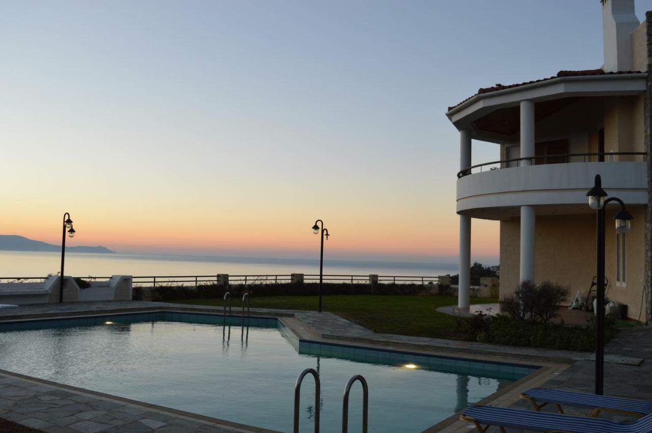 Mare Monte-ch, Amazing View-shared Pool * Khania